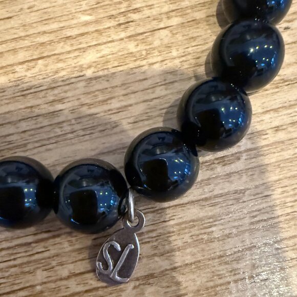 Sheyl Lowe Onyx Bracelet with 5 Diamond Rondelles w/pouch - Picture 2 of 3